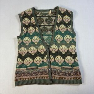 Vintage Carrie Wool Sweater Vest Made in Wales Shell Scallop Knit Button Down S